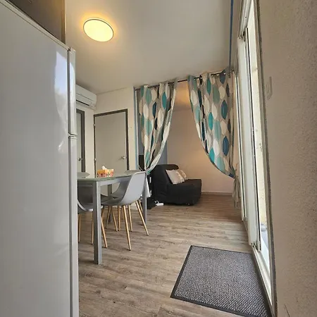 公寓 Jewel Of Barcares, With Air Conditioning And A Terrace For 4